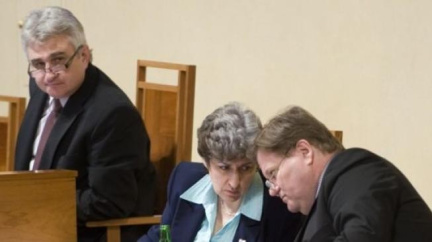 Senátoři vydali kolegu Lajtocha ke stíhání. Necítím žádnou vinu, říká 