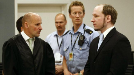 Policisté si při výjezdu za Breivikem spletli ostrov, trefili se až na podruhé