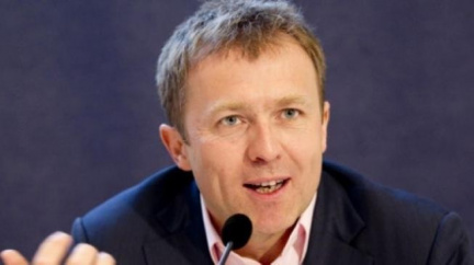 Šéf ČEZu Roman investoval. S manželkou koupili nákupní centrum v Praze