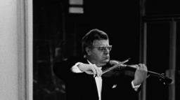 Veřejnost se s virtuosem Sukem rozloučí tryznou v Rudolfinu a mší na Vyšehradě