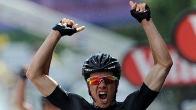 Deštivou etapu Tour vyhrál Nor Hagen