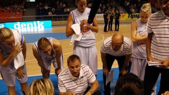 Trenér basketbalistek Blažek: Do zápasu o bronz dáme poslední zbytky sil