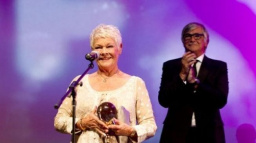 Hvězda Judi Denchová: Ahoj, Jirko, dobrý večer Vary