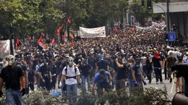 Britové jdou do stávky. Ta zřejmě ochromí letiště a školy