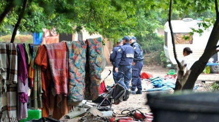 Francouzská policie roztáčí další kolo vyhánění kočovných Romů