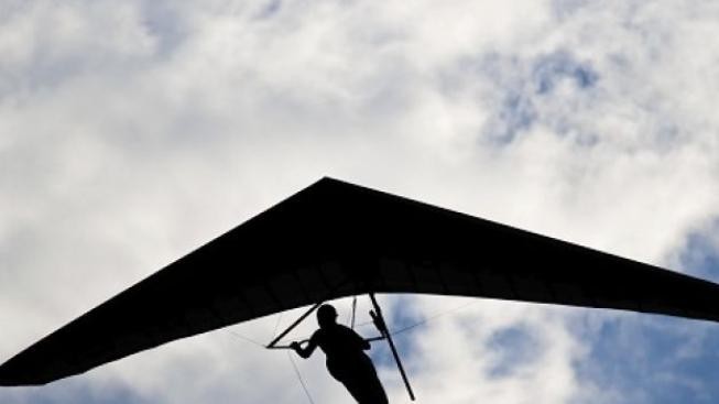 U Krumlova se zřítilo rogalo. Pilot pád z jednoho kilometru nepřežil