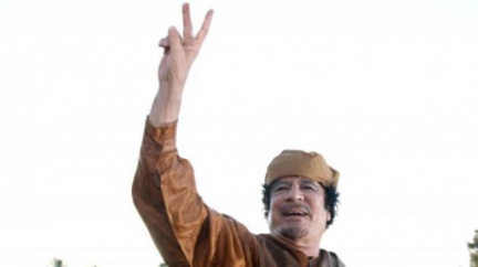 Soud v Haagu vydal zatykač na Kaddáfího kvůli válečným zločinům