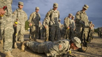 USA chce zastavit činnost rekonstrukčních týmů v Afghánistánu, Evropa je pro