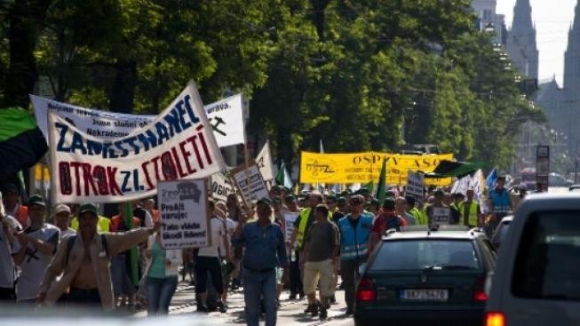 Žantovský: V atmosféře strachu se vládnout nedá, lidé vyjdou do ulic