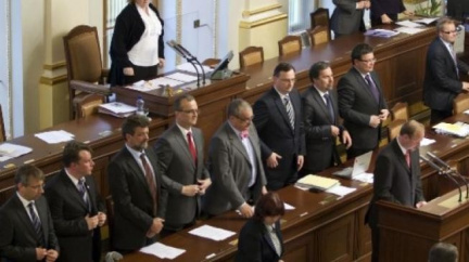 Poslanci podpořili novelu o rozšíření pravomocí NKÚ 