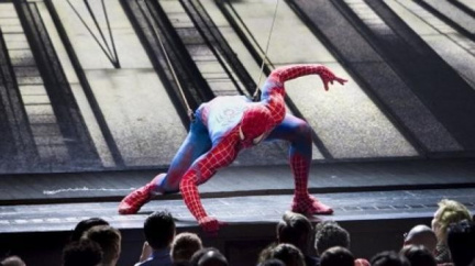Nejdéle odkládaná premiéra: Prokletý Spider-Man se konečně dočkal