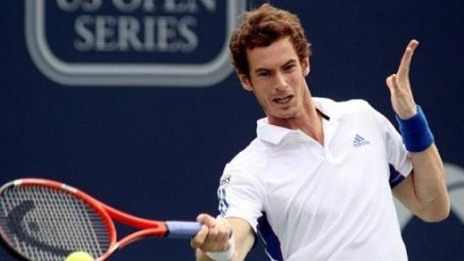 Murray v londýnském finále porazil Tsongu, má letos první titul