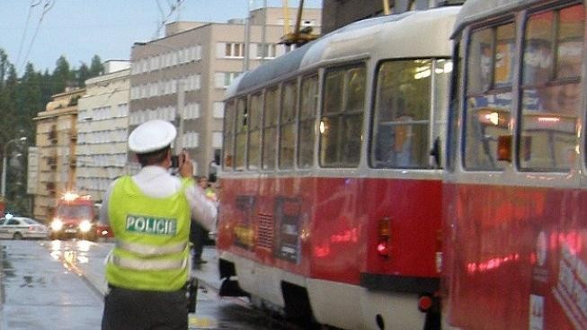 V centru Brna se srazily dvě tramvaje, 6 lidí zraněno