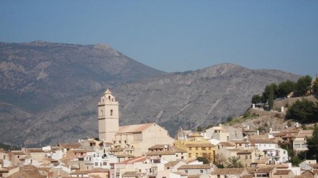 Slavnosti slunovratu i svatojánské ohně v Alicante jsou výjimečným zážitkem 