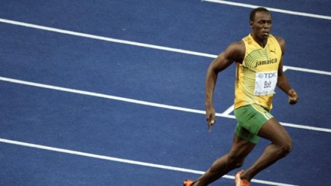 Očekávaný duel: Bolt porazil Powella o dvě setiny v čase 9,91