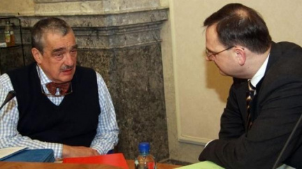 CVVM: Nejdůvěryhodnější je Schwarzenberg, John si pohoršil