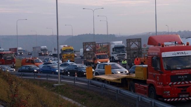 Dopravci chtějí blokovat silnice kvůli rozšiřování mýtného