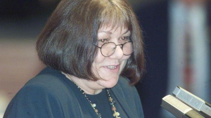 Co se nepíše o návrhu církevních miliard: Nikdo k tomu vládu nenutí