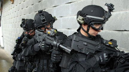 Vnitro chce zřídit nový registr. Tentokrát zbraní