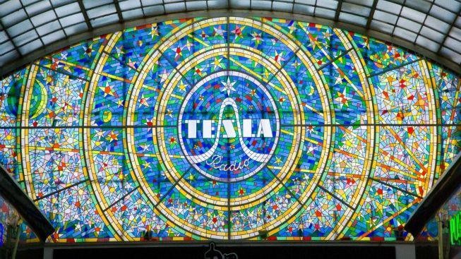 Značka Tesla se vrací do českých rukou