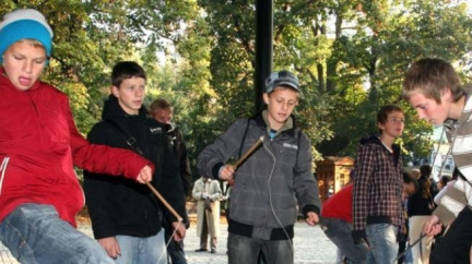 Stát chce chránit děti před rodiči, dostanou advokáta