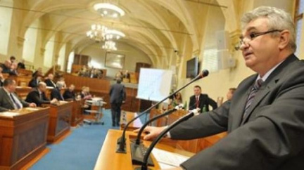 Senát odmítl Národní plán reforem. ČSSD návrh ostře kritizuje