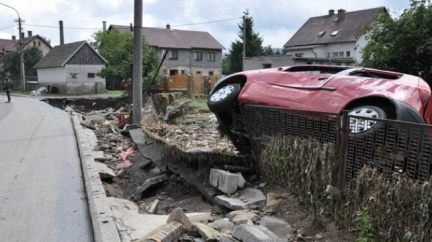 Policie stíhá devět starostů, podváděli s dotacemi za povodně