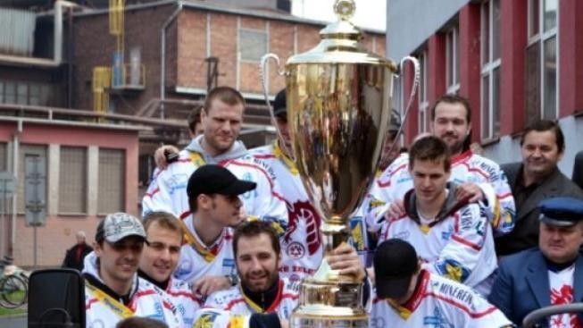 Hokejoví mistři z Třince čelí insolvenčnímu návrhu 