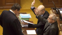 Opozice opět navrhuje zamítnout ´malou důchodovou reformu´