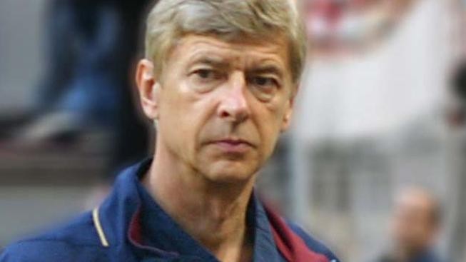 Arsenal prohrál s Boltonem a rozloučil se s titulem