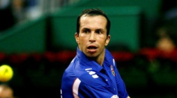 Štěpánek nezvládl první kolo v Barceloně, vypadl s Raonicem