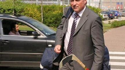 Topolánek v tom umí bruslit