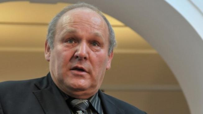 Revoluce: Čtyři poslanci VV míří do ODS. Další do TOP09