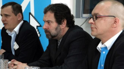 Škárka předal důkazy žalobcům. Bárta: Peníze ode mne byly půjčkou