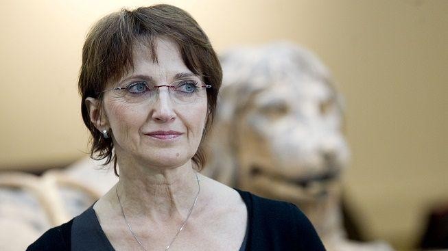 Hospodaření ministerstev: Zbytečně se utrácí za překlady, výuku jazyků a pohoštění