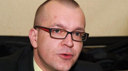 Škárka končí v klubu VV i ve straně. Bárta mu prý dal 170 tisíc