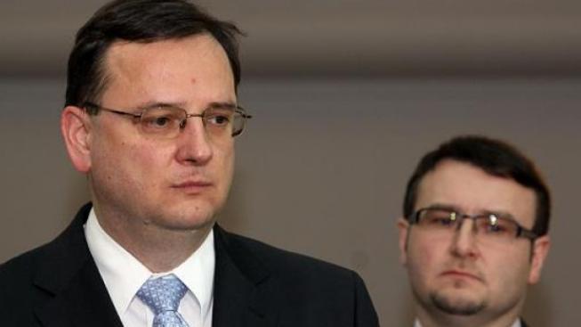Drobil se možná vrátí do vlády, připustil Nečas