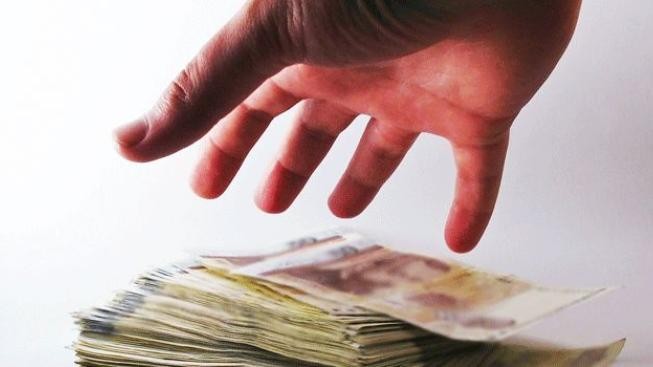 Policie: Žalobce Ištvana kvůli úplatku neprověřujeme