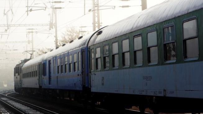 Ženu zachytil projíždějící vlak, na místě zemřela