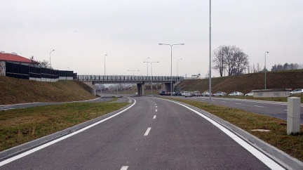 Stavební povolení na stavbu dálnice D8 je nepravomocné