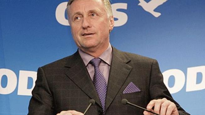 Krejčík musí odejít, radil prý tajemný poslanec Topolánkovi