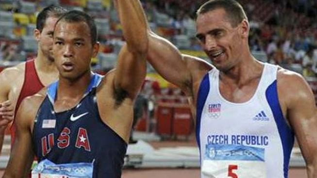 Šebrle obhájil na halovém ME v Paříži bronz v sedmiboji 