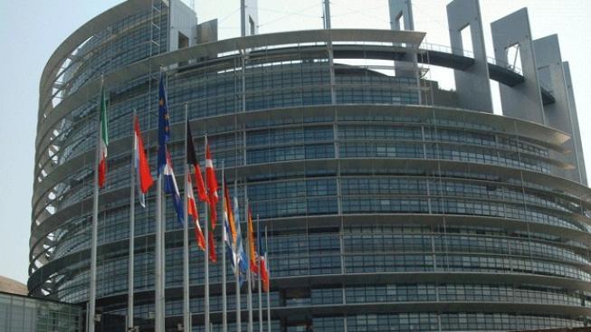 Euroskeptici jsou na koni. Unie ztrácí podporu Čechů