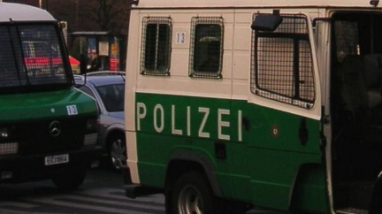 Kosovan na frankfurtském letišti střílel na vojáky USA, zabil dva lidi