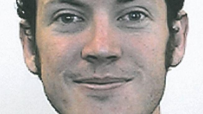 Masakr v Auroře: Holmes se rok účastnil neurologického výzkumu