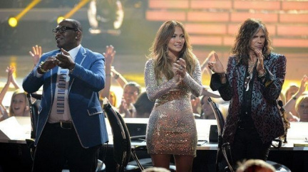Porota American Idol se rozpadá. Jennifer Lopez opustila show