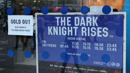 I přes krvavou střelbu v kině trhal Batman rekordy