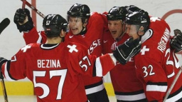 Sýkora suverénně vládne střelcům švýcarské hokejové ligy 