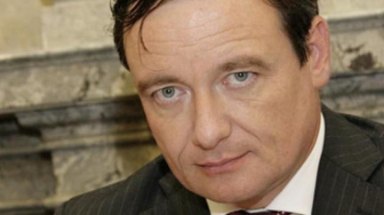 Rath Nečasovi: Běžte na vládu a podívejte se, kdo je vaše přítelkyně