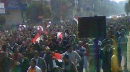 Egyptská armáda vyzvala demonstranty k ukončení protestů 